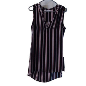 DR 2 SLEEVELESS BLOUSE, SIZE WOMENS MEDIUM.